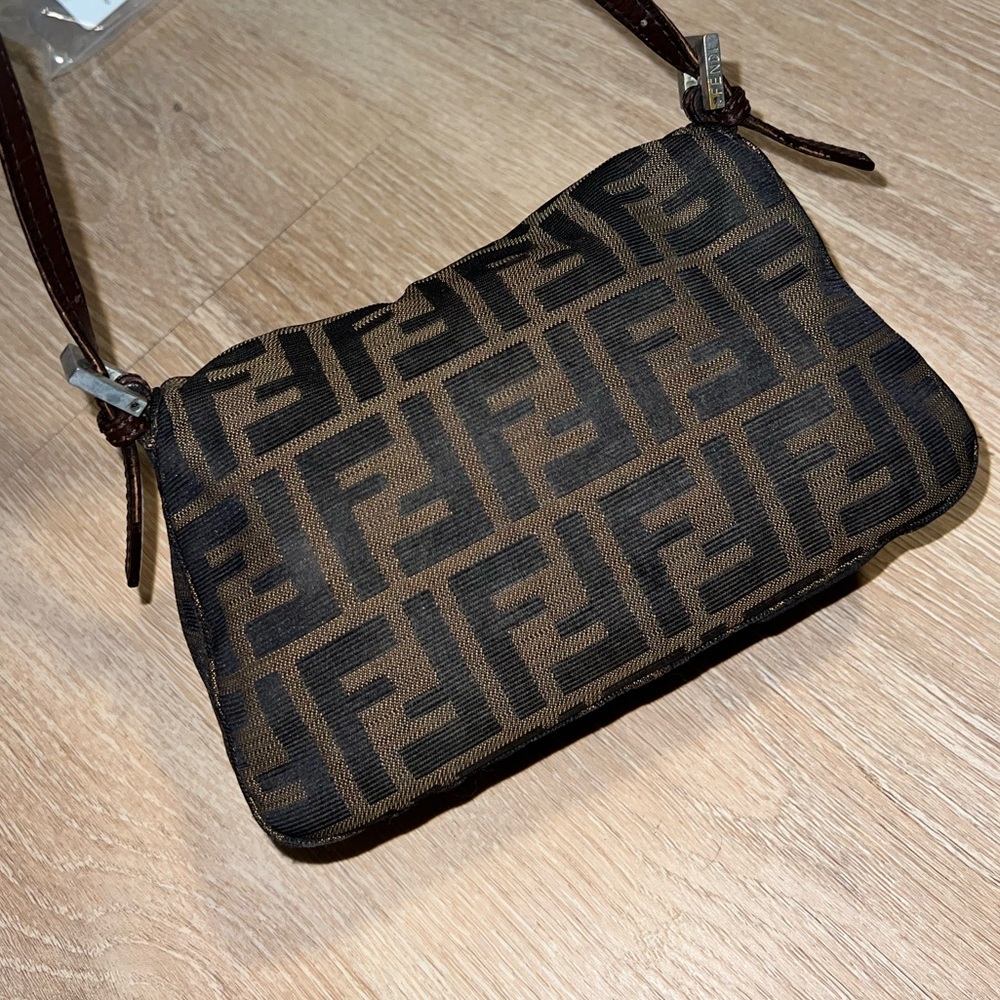 RARE Vintage Fendi Mini Mama Baguette in Brown and Black Logo Monogram Bag - Picture 5 of 13